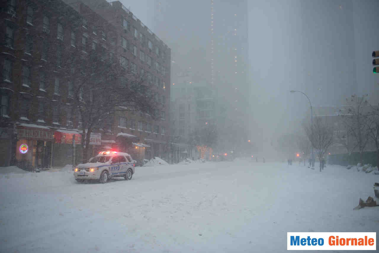 New York è sotto una forte nevicata